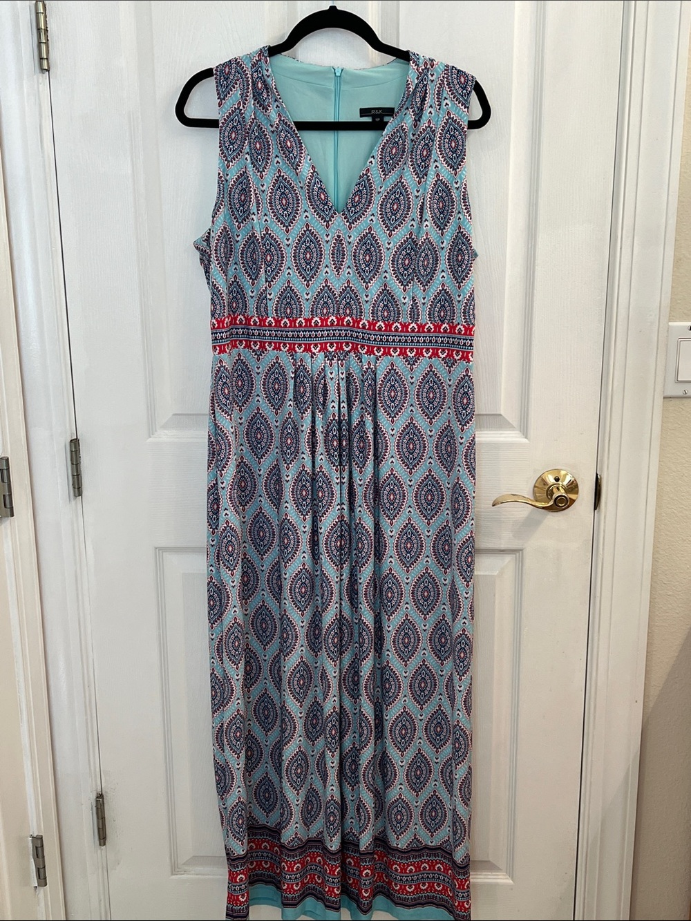 R&K Aqua and Red Sleeveless Patterned Maxi Dress
